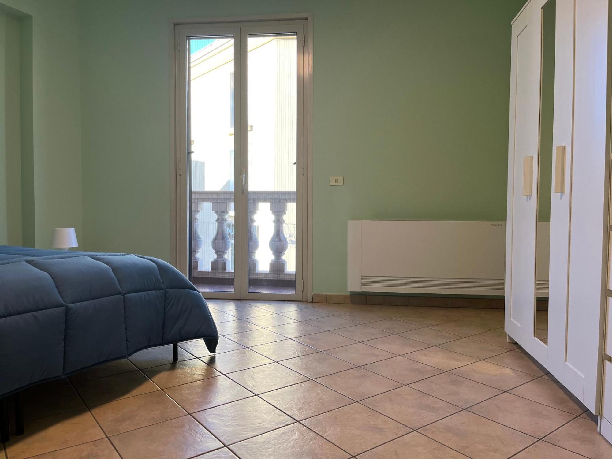 Casa Vacanza Donna Laura Barcellona-Pozzo di Gotto Exteriör bild